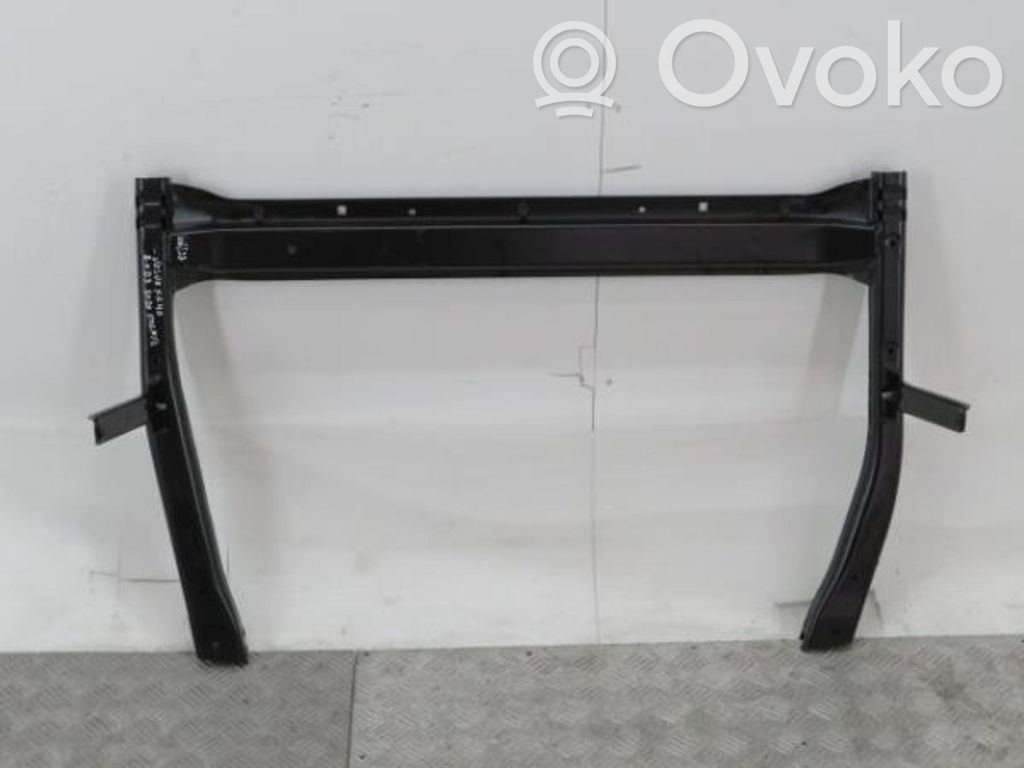 Volvo XC40 Panel mocowanie chłodnicy / dół 