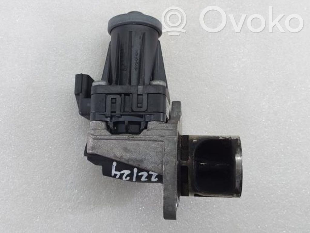 Nissan Pulsar EGR valve 