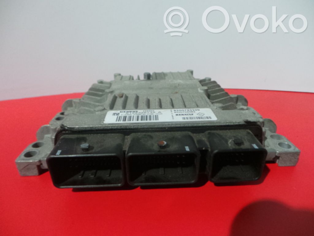 Unidad de control/módulo del motor   8200793109,152,8200726923,S122326132A,SIEMENS