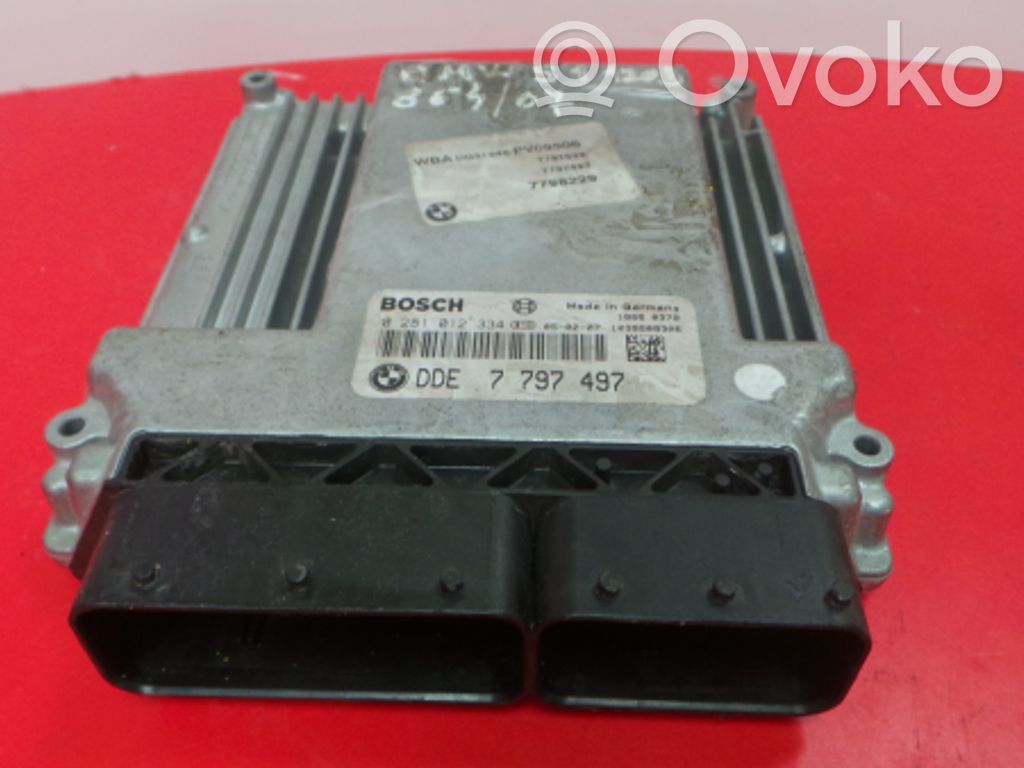 Moottorin ohjainlaite/moduuli   0281012334,0281012334,07,7797497,864,BOSCH