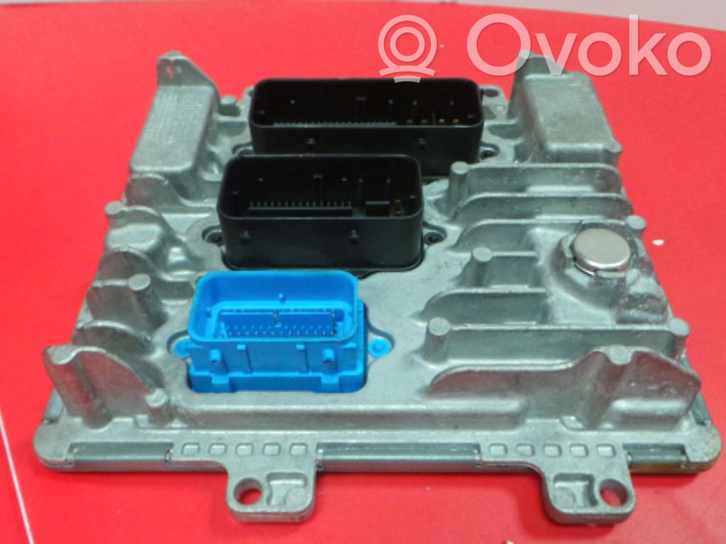 Variklio valdymo blokas   55489277,395357783,8115020852100718,GM