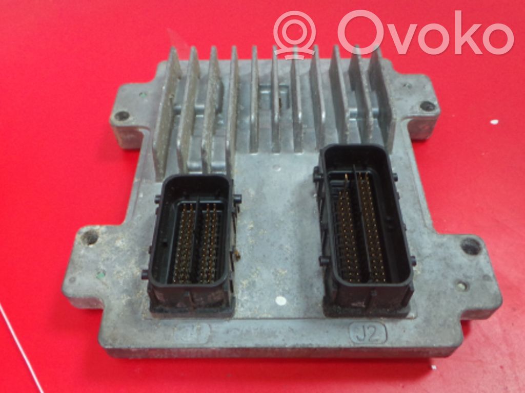 Opel Corsa D Dzinēja vadības bloks 