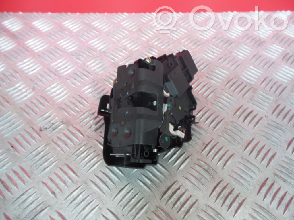 Front door lock   R21812AF