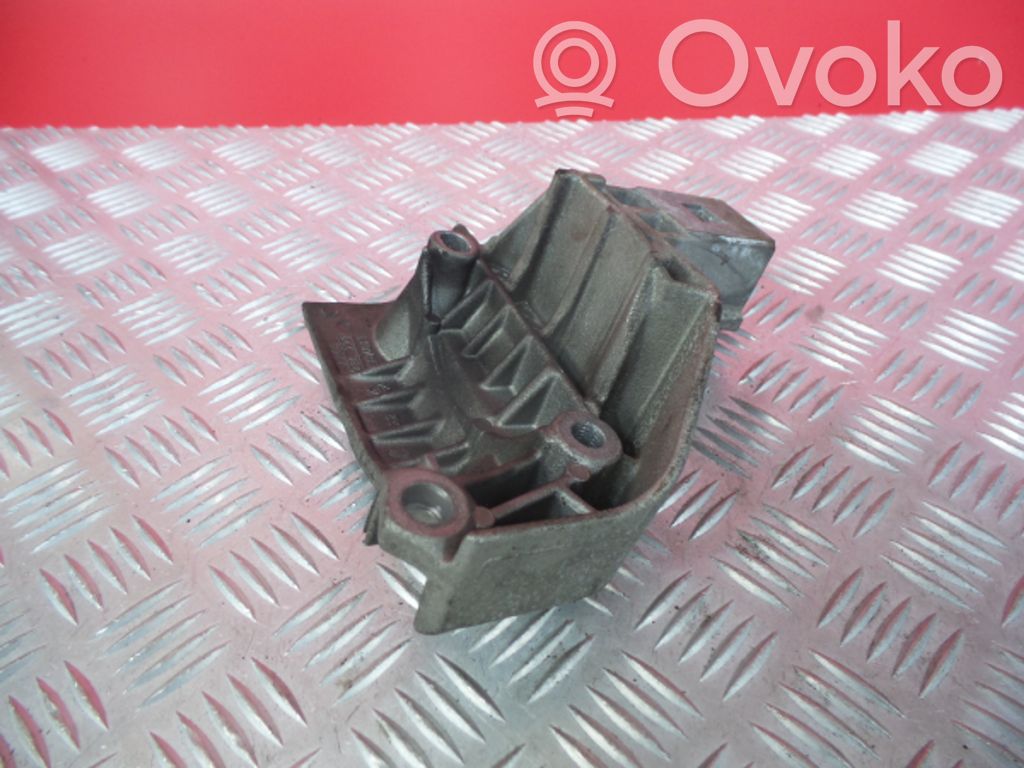 Renault Scenic I Engine mount bracket 