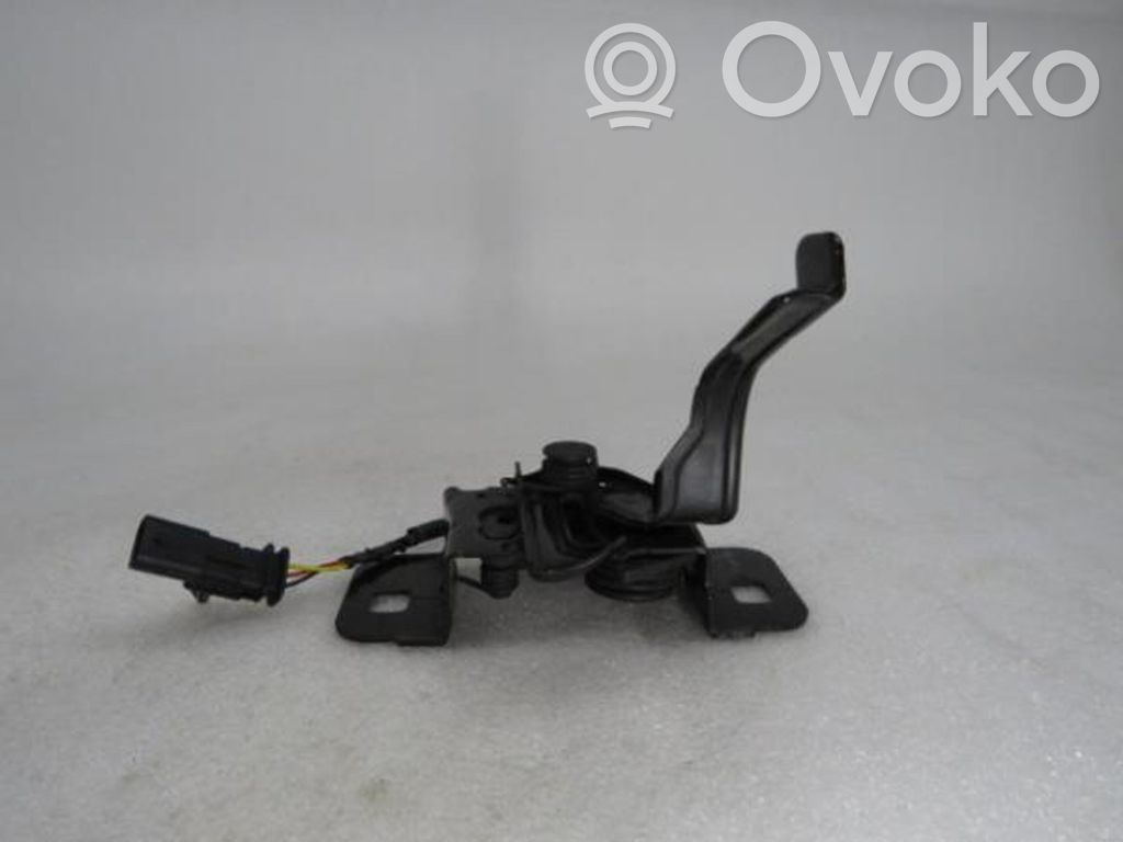 Opel Astra K Engine bonnet/hood lock/latch loop/hook 