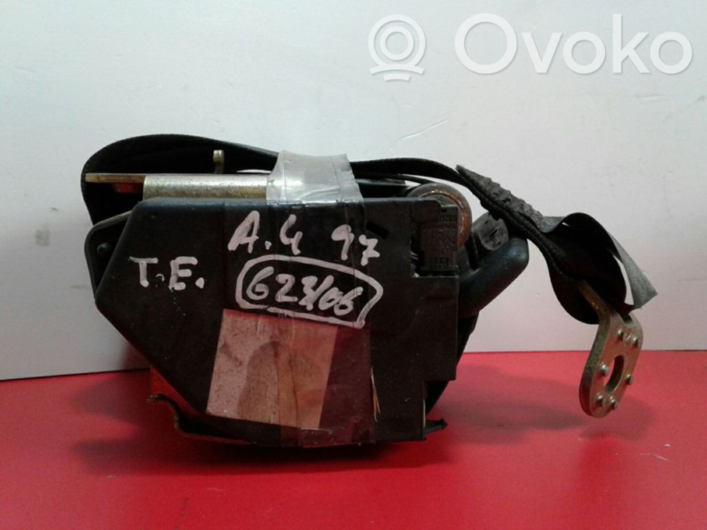 Cinturón trasero   8D5,623,805,857