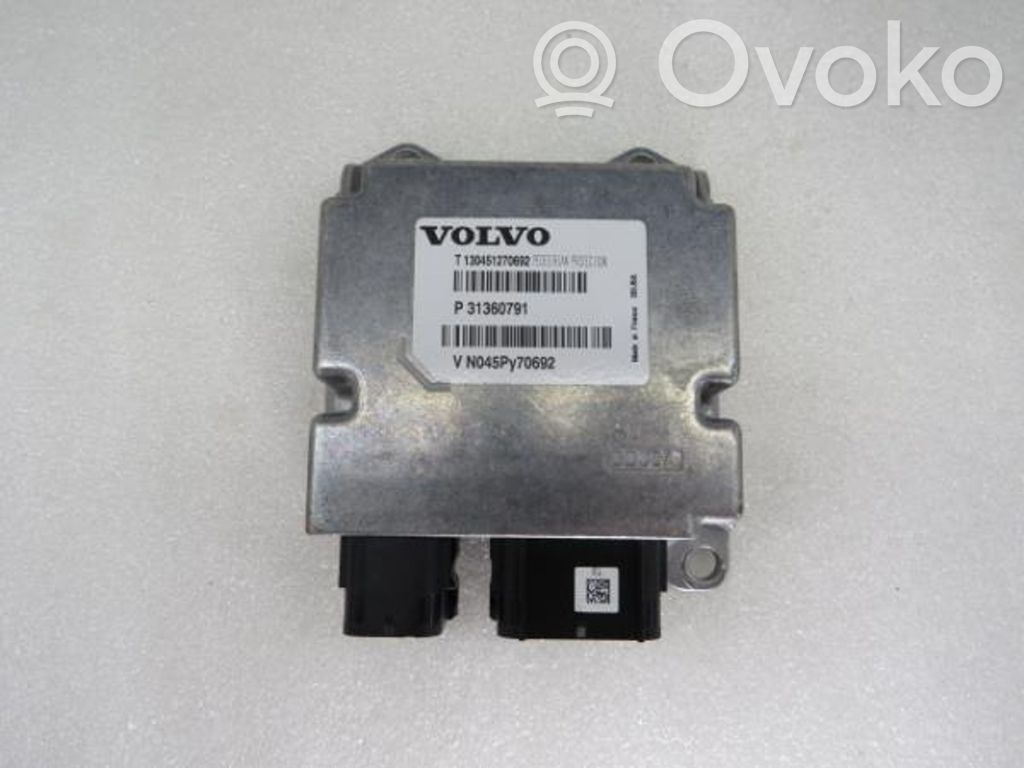 Airbag control unit/module   P31360791,620757900A,T130451270692