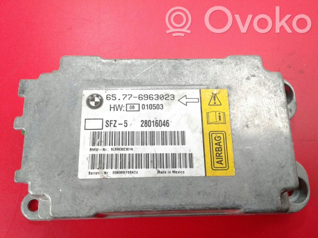 Module de contrôle airbag   65776963023
