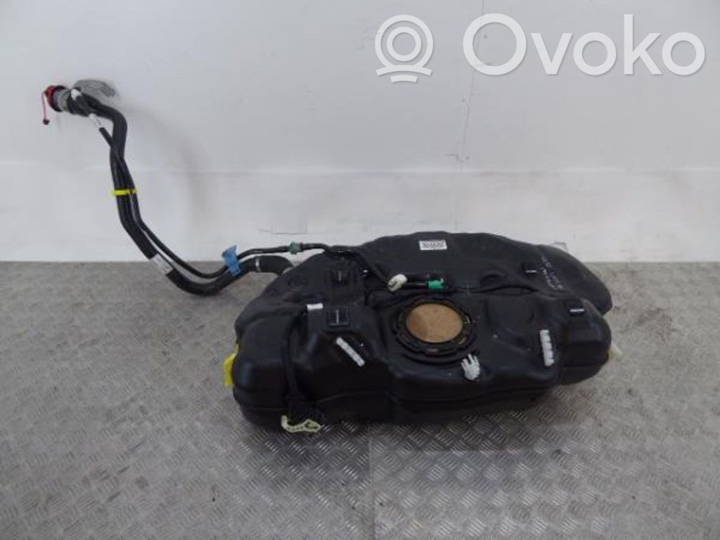 Opel Astra K Polttoainesäiliö 