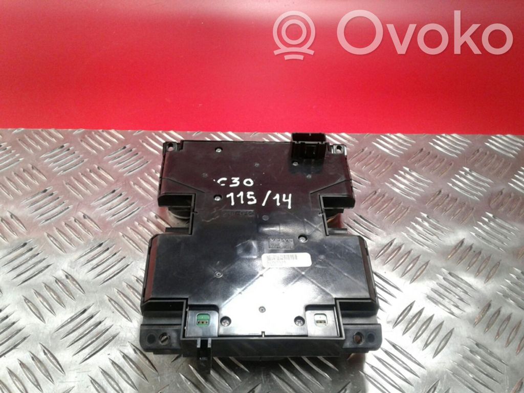 Volvo C30 Radio/CD/DVD/GPS head unit 