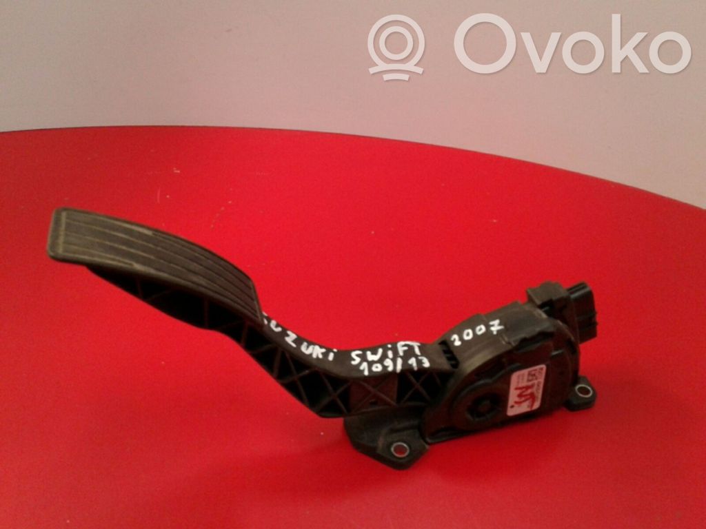 Accelerator throttle pedal   49400,51K50,6PV00907403
