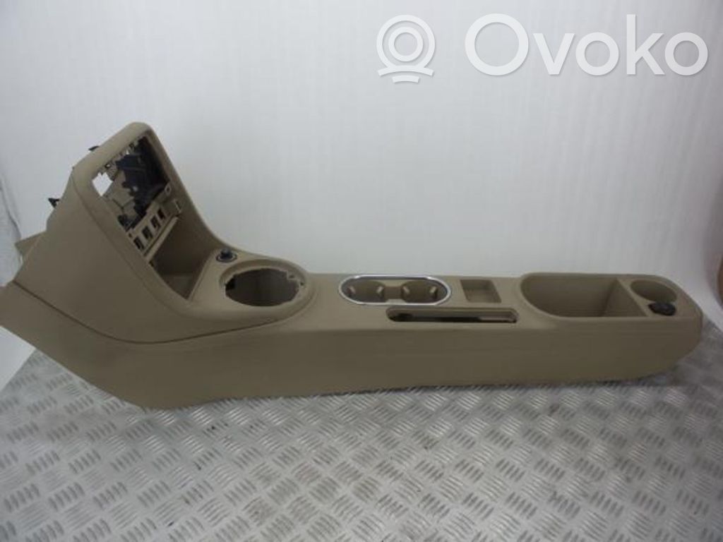 Volkswagen Beetle A5 Center console 