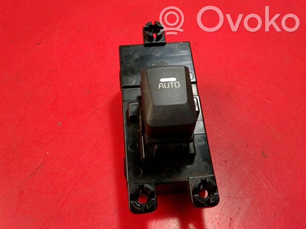 KIA Ceed Electric window control switch 