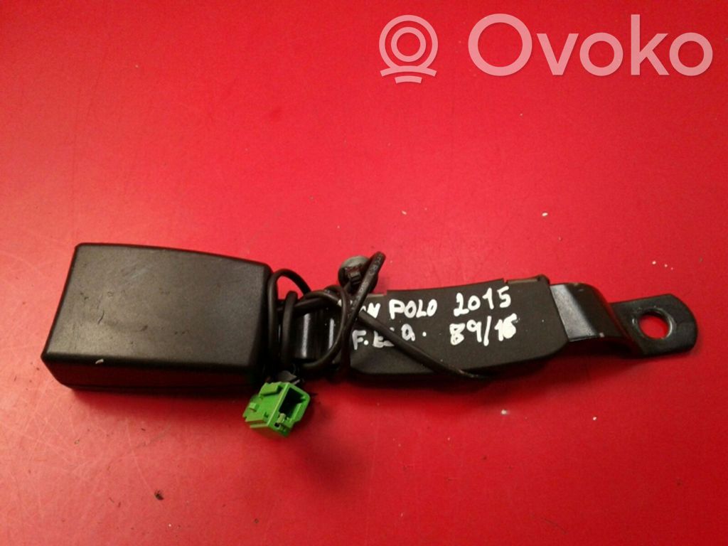 Volkswagen Polo V 6R Front seatbelt 