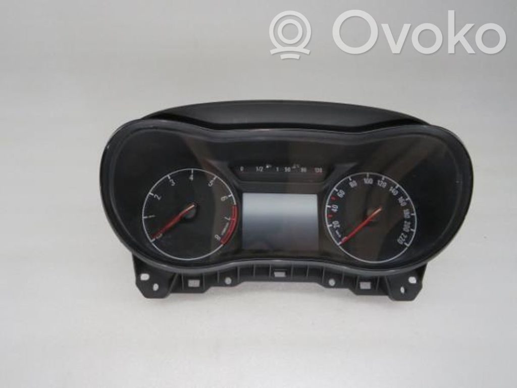 Opel Corsa E Speedometer (instrument cluster) 