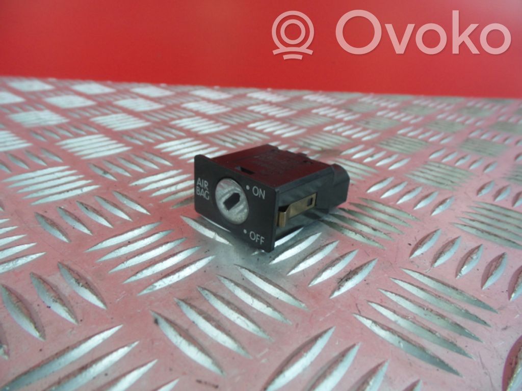 Volkswagen Golf V Multifunctional control switch/knob 