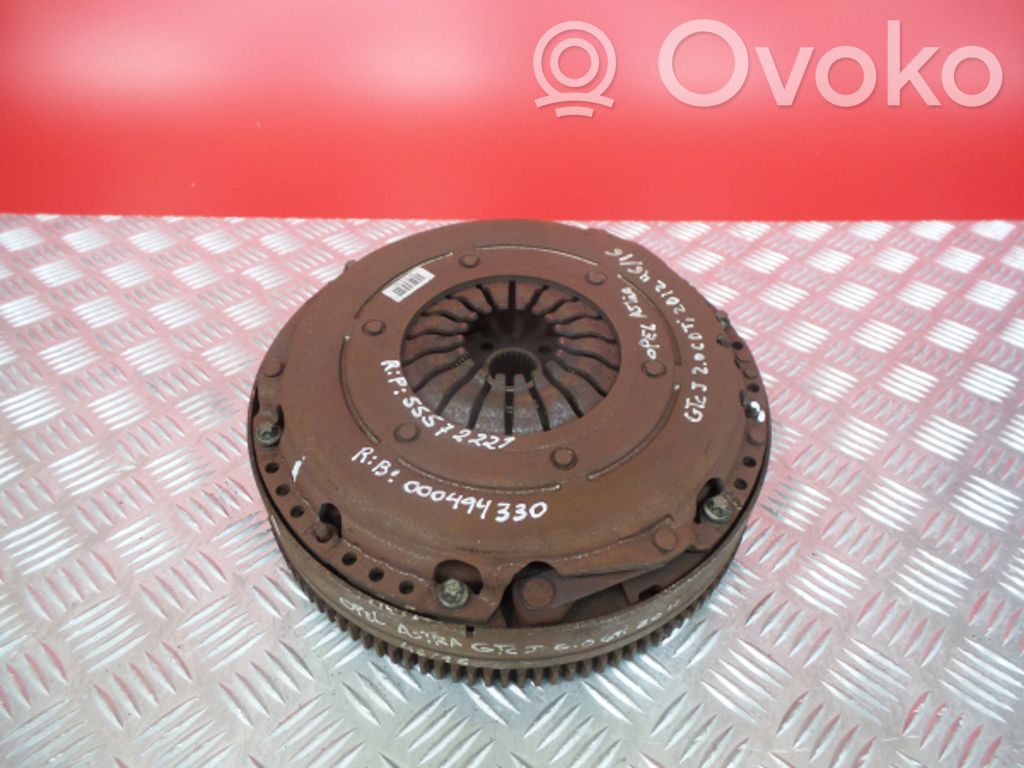 Opel Astra J Volante motor 
