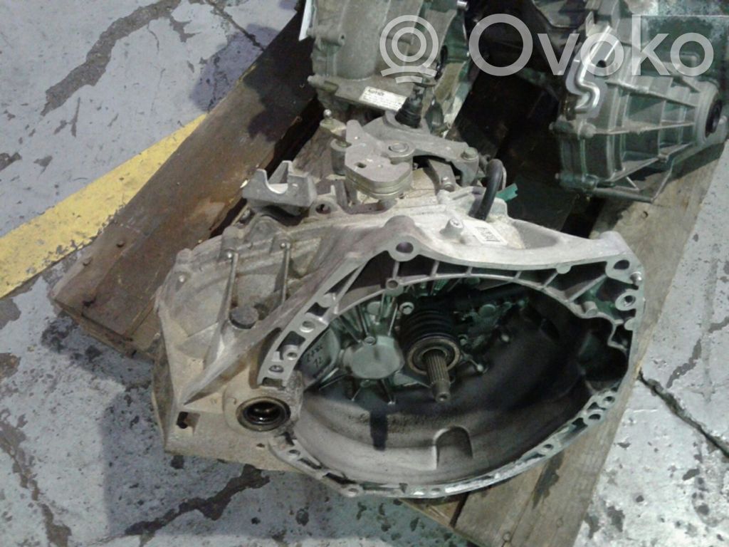 Nissan Qashqai+2 Manualna 5-biegowa skrzynia biegów 