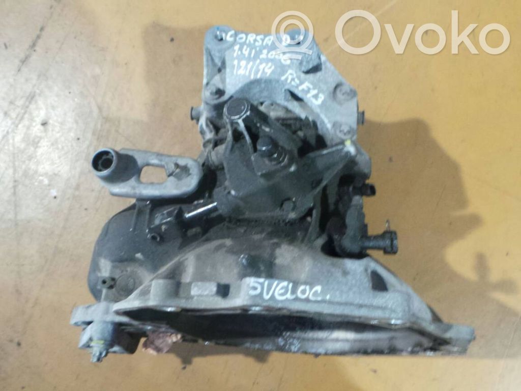 Opel Corsa D 5 Gang Schaltgetriebe 