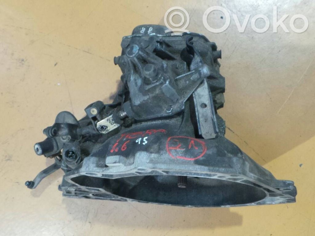Opel Tigra A Mechaninė 5 pavarų dėžė 