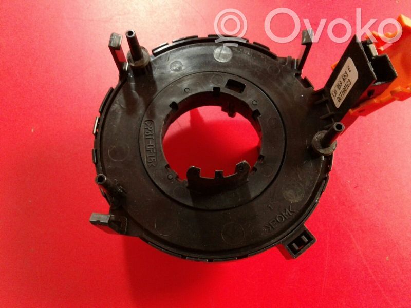 Volkswagen Golf IV Airbag slip ring squib (SRS ring) 