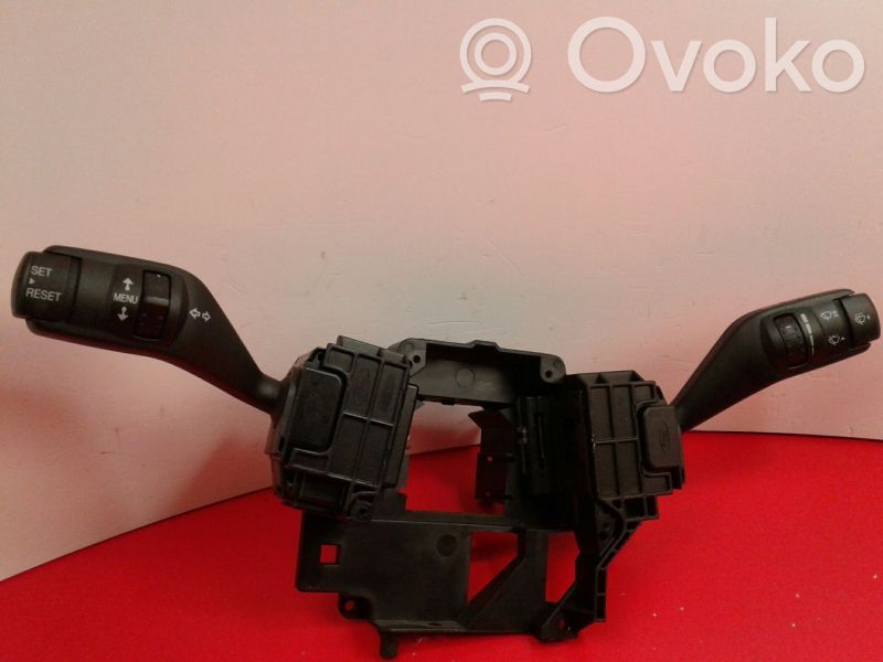 Ford Focus Interruptor/palanca de limpiador de luz de giro 