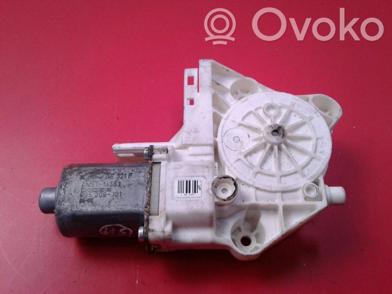 Ford Focus Front door window regulator motor 