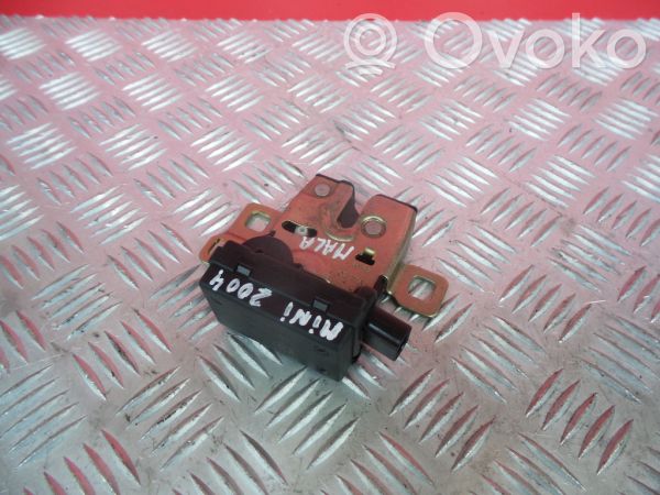 Mini One - Cooper R50 - 53 Tailgate exterior lock 