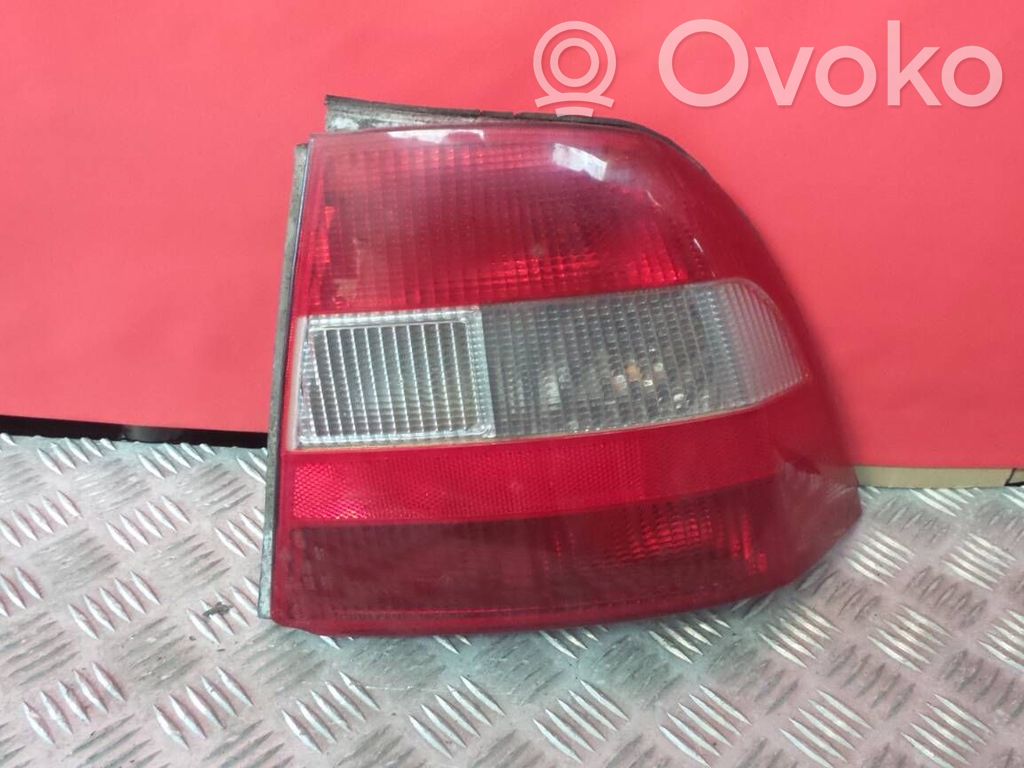 Opel Vectra B Galinis žibintas kėbule 