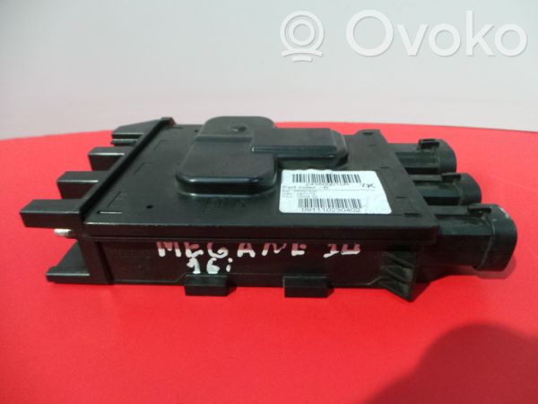 Multifunctional control switch/knob   243800010R,091110230402,VALEO