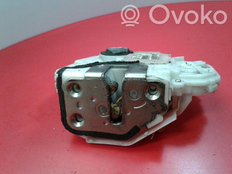 Honda Accord Zamek drzwi tylnych 
