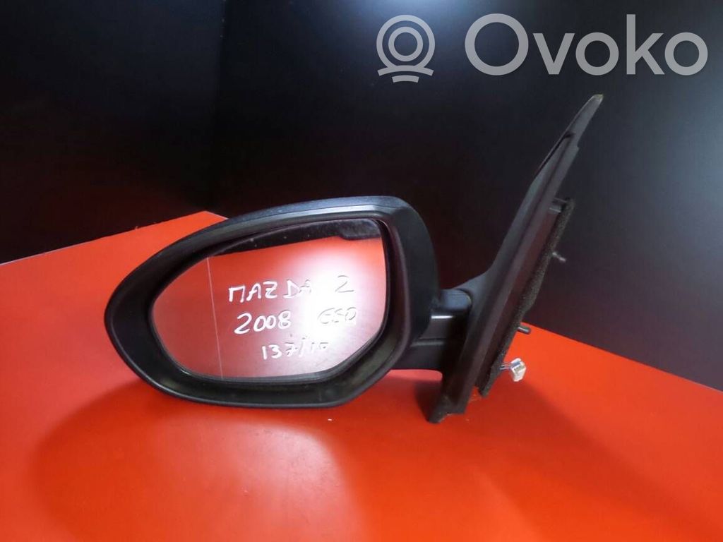 Front door electric wing mirror   137,225385