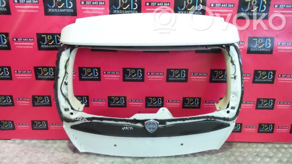 Lancia Delta Tailgate/trunk/boot lid 