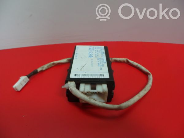 Toyota Corolla E110 Ignition-blocking relay 
