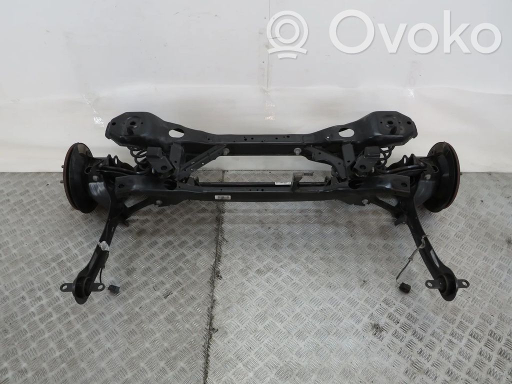 Volvo V40 Grinda punții spate 