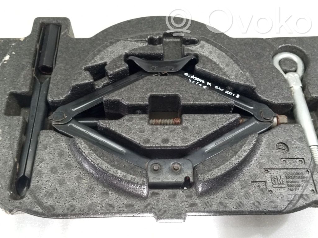 Tool set   13369989,333626559