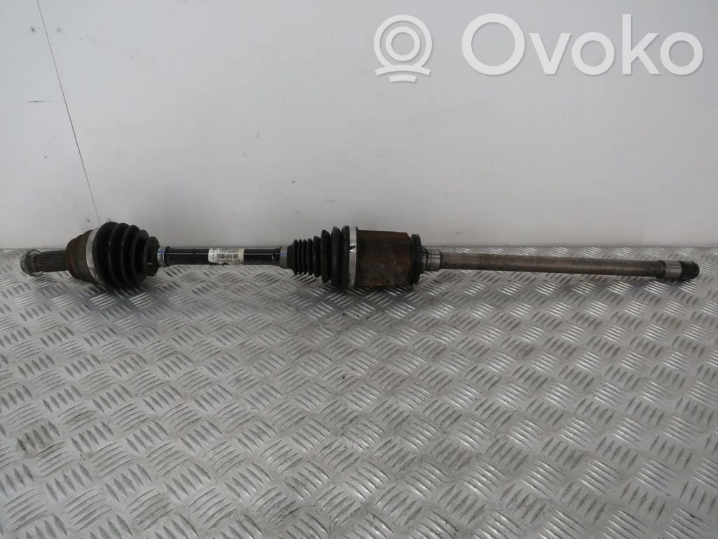 Etuvetoakseli   P755394606,31607545126,31607553946,31607622884,31607629882,31608631750,7545126,7553946,7622884,7629882,8631750