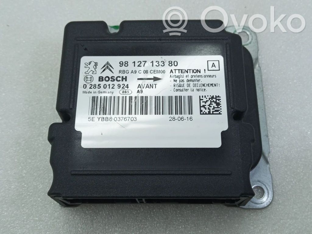 Peugeot 208 I Airbag control unit/module 