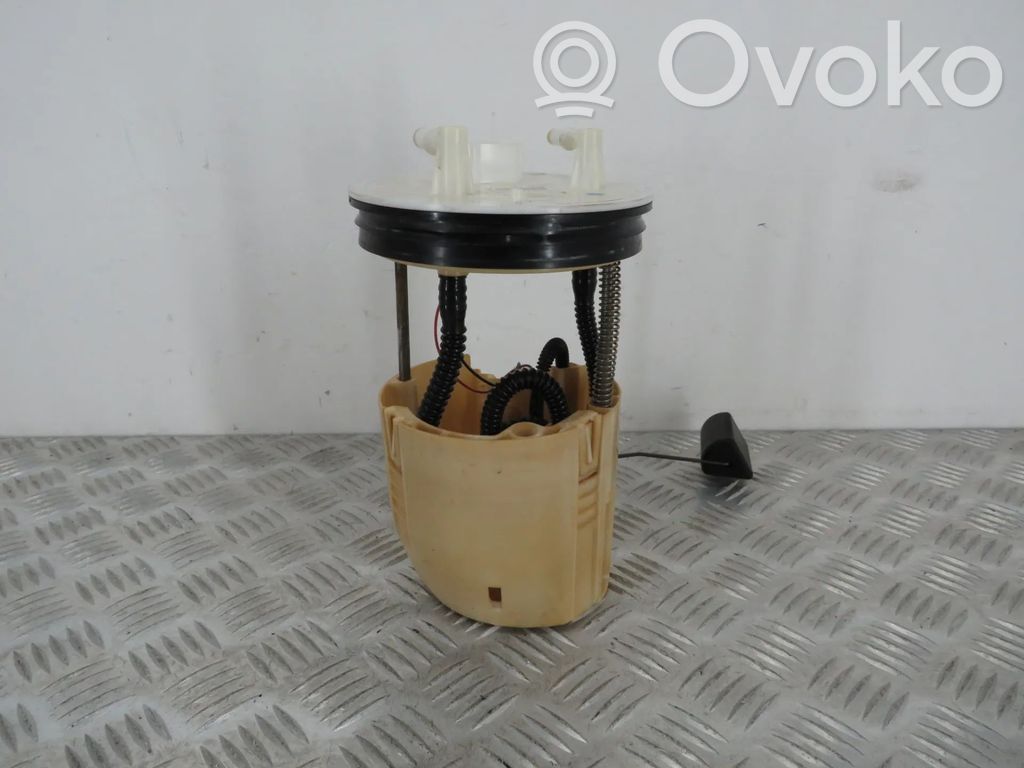 Mazda CX-3 Bomba interna de combustible 