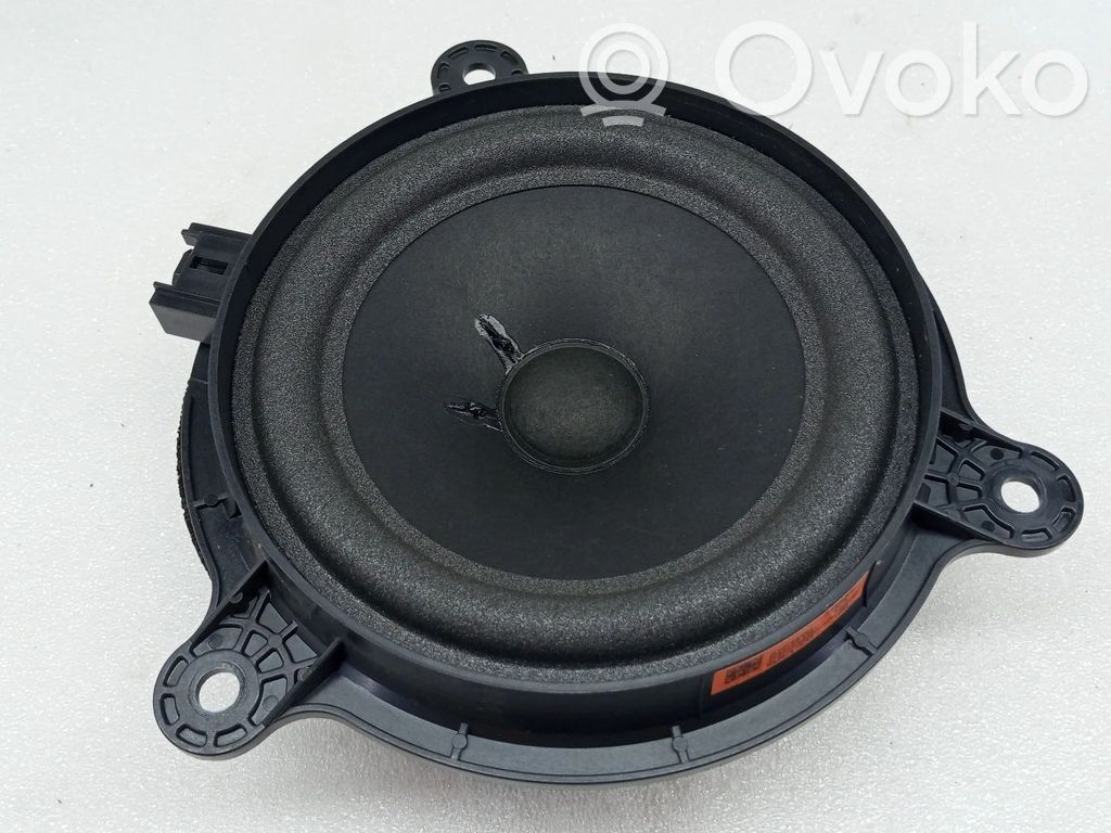 Panel speaker   D10F66960,6254970020