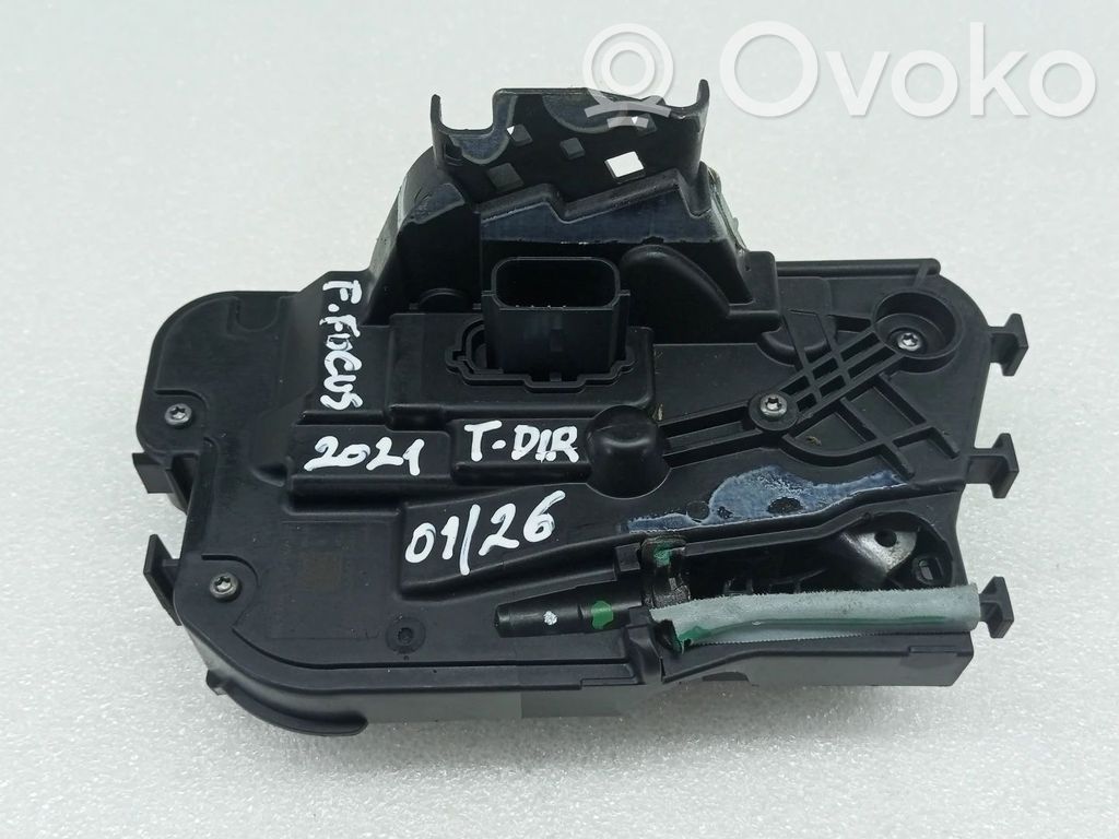 Ford Focus Aizmugurē slēdzene 