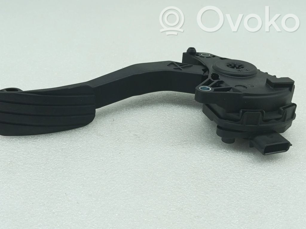 Akceleratoriaus pedalas   180101626R,6PV00997801