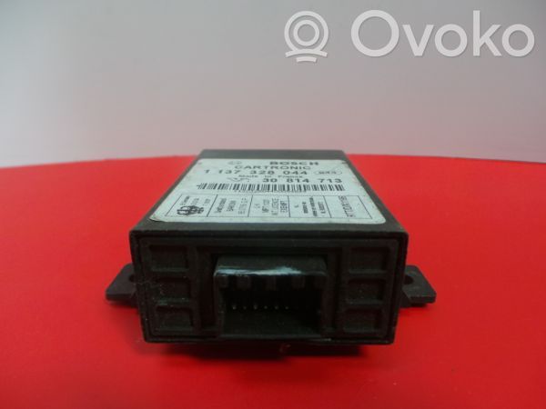 Volvo S40, V40 Ignition-blocking relay 