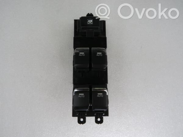 KIA Ceed Interruptor del elevalunas eléctrico 