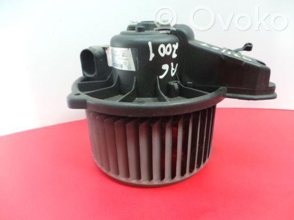Lämmittimen puhallin   0130111202,07,202,4B1820021,BOSCH,MF0160700361