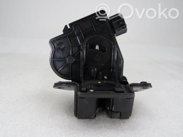 Toyota Avensis T270 Tailgate exterior lock 