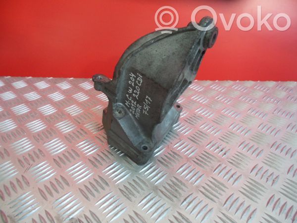 Engine mount bracket   A6512230004