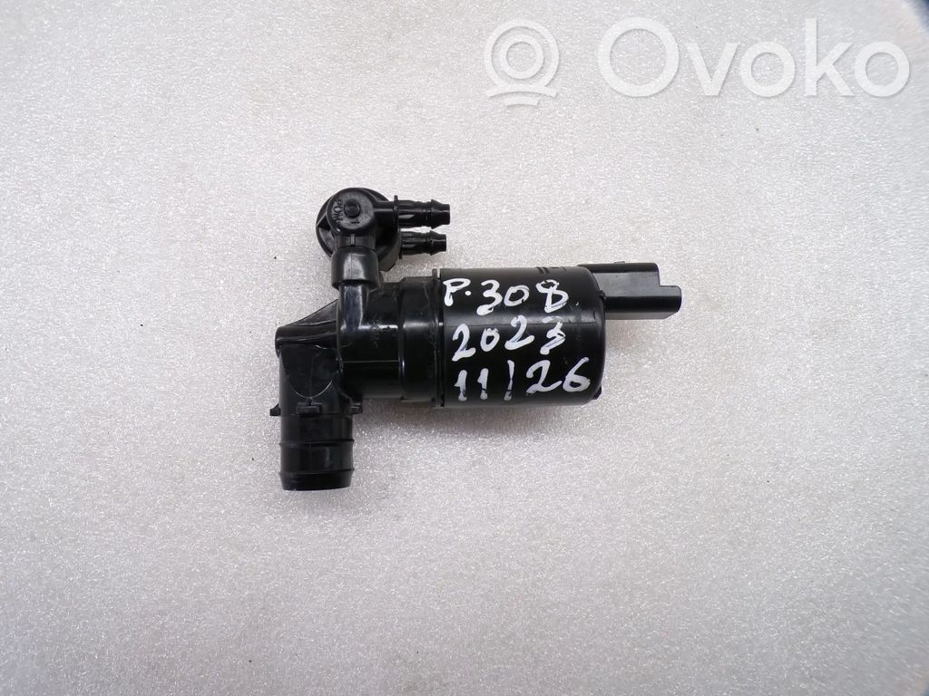 Windscreen/windshield washer pump   9825893480,1609688280,286200851R,286202746R,286207097R,289200004R,28920BU010,4158690121,4408575,4410722,6001549444,643470,643475,643492,643498,7700428386,7700430078,8200030639,8200194414,8200316568,91160063,93160293,9641553980,9672630780,9680693280,9820669180,9825893480,9825894180,A4158690121