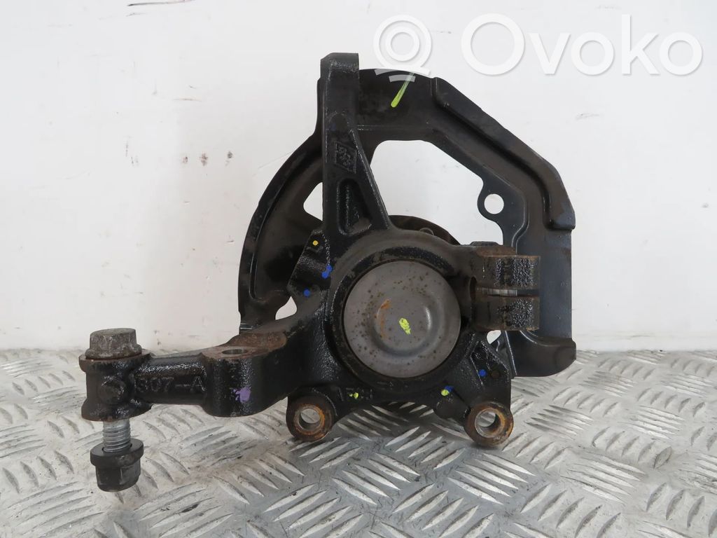 Smart ForFour II W453 Achsschenkel vorne 