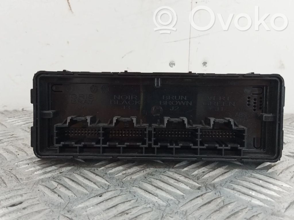 Autres unités de commande / modules   84703790